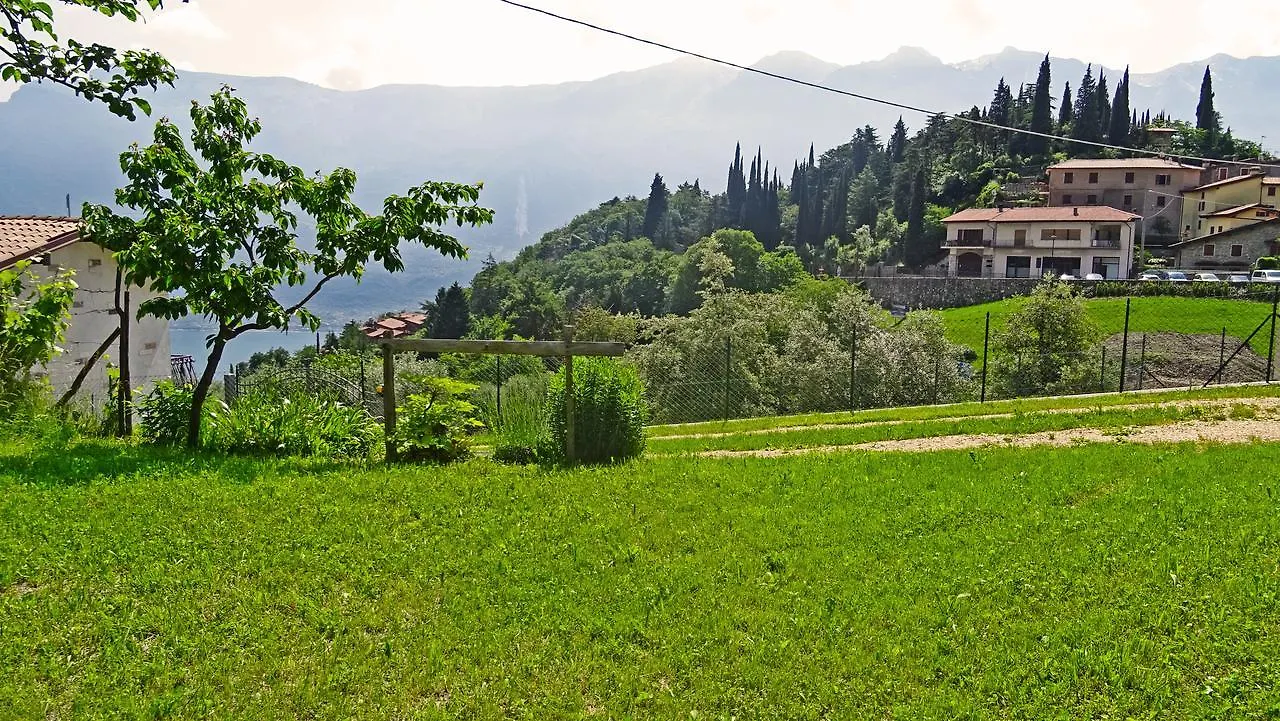 Casa Giacomina Garden And Lake View By Gardadomusmea Tremosine 度假居